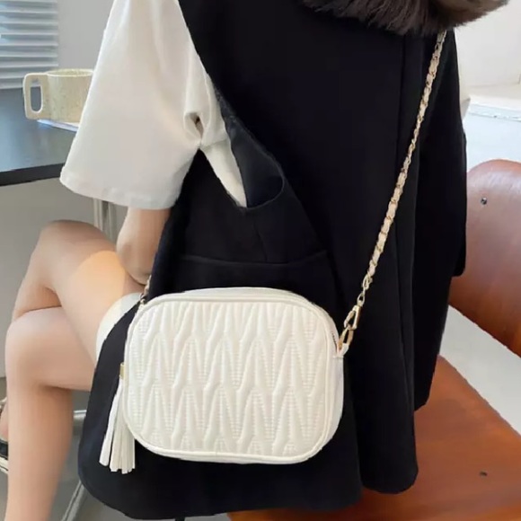 Handbags - Oh so Fab Crossbody Bag